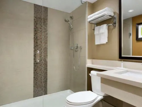 Travelodge by Wyndham Toronto East hotel detail image 3