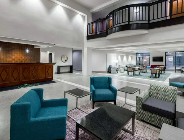 Comfort Inn & Suites Columbus North hotel detail image 1