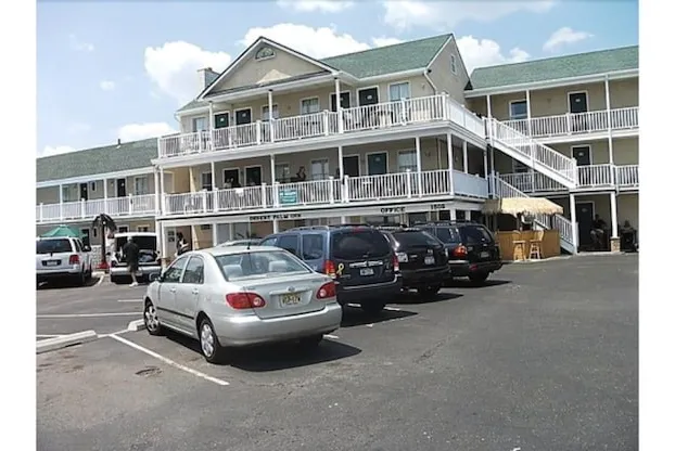 Desert Palm Inn Motel hotel detail image 1