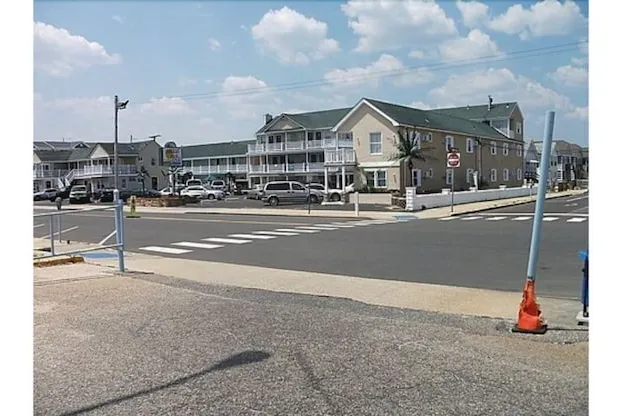 Desert Palm Inn Motel hotel detail image 3