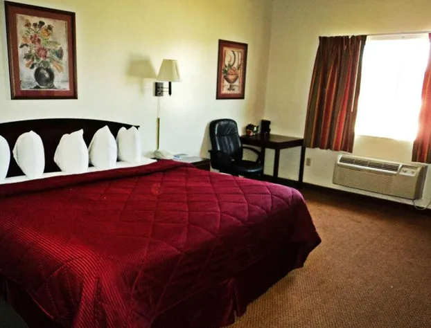 US Travelers Inn & Suites hotel detail image 4