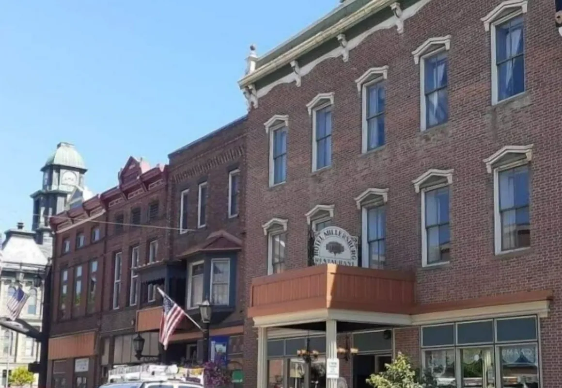 Hotel Millersburg hotel hero