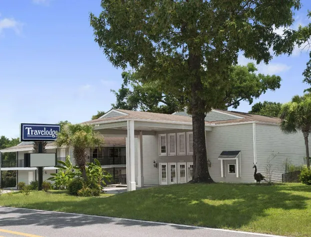 Travelodge by Wyndham Ocean Springs hotel detail image 1