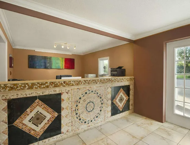 Travelodge by Wyndham Ocean Springs hotel detail image 4