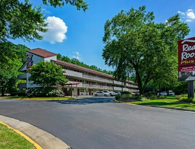 Red Roof Inn PLUS+ Washington DC - Alexandria hotel detail image 2