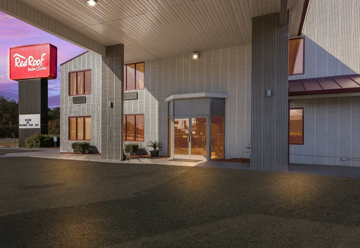 Red Roof Inn & Suites Monroe, NC hotel hero