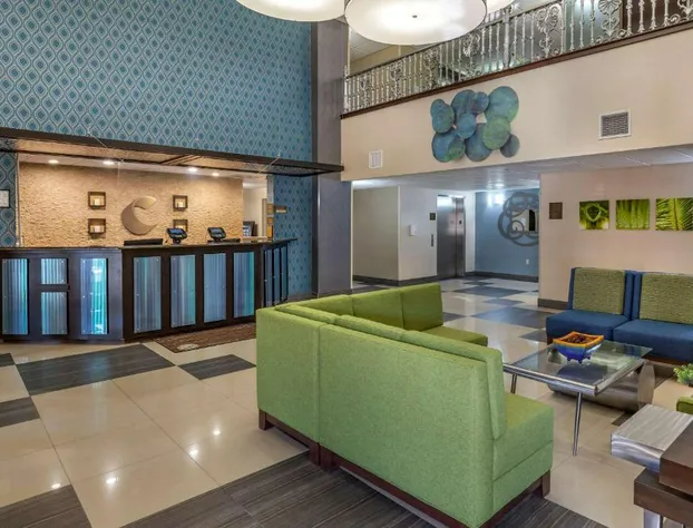 Comfort Suites Pineville - Ballantyne Area hotel detail image 4