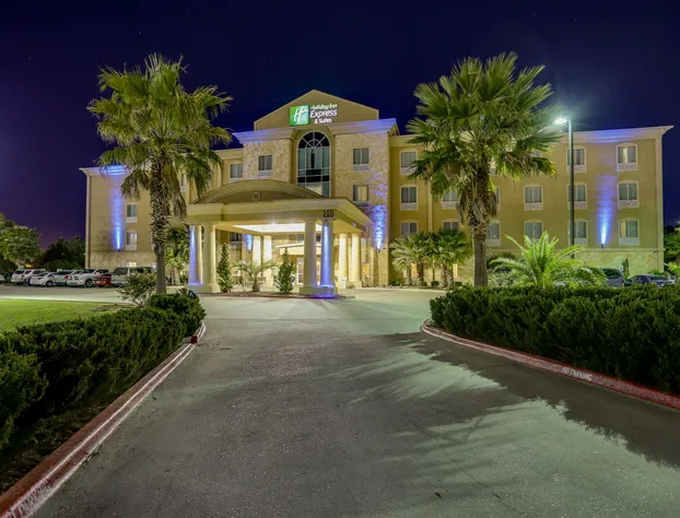 Holiday Inn Express Hotel & Suites Huntsville by IHG hotel detail image 4