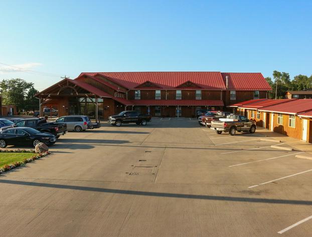 Range Country Lodging hotel detail image 1