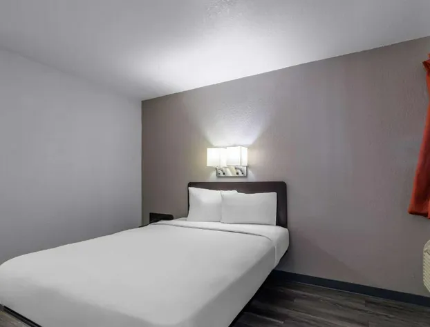 Motel 6 Elizabethtown, KY hotel detail image 3