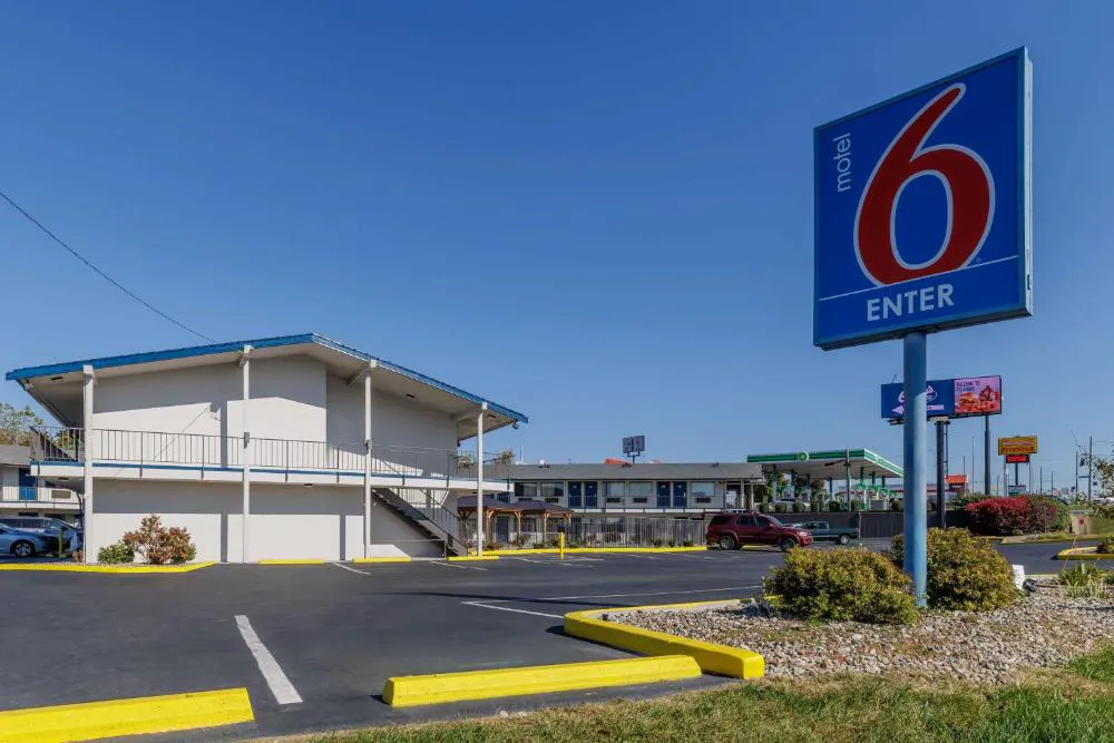Motel 6 Elizabethtown, KY hotel hero