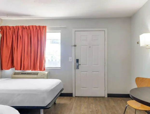 Motel 6 Elizabethtown, KY hotel detail image 3