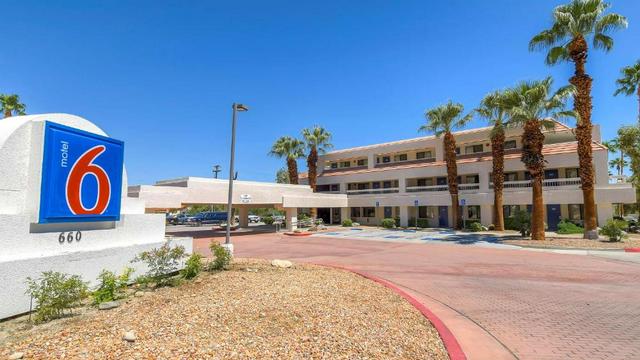 Motel 6 Palm Springs, CA - Downtown hotel detail image 3