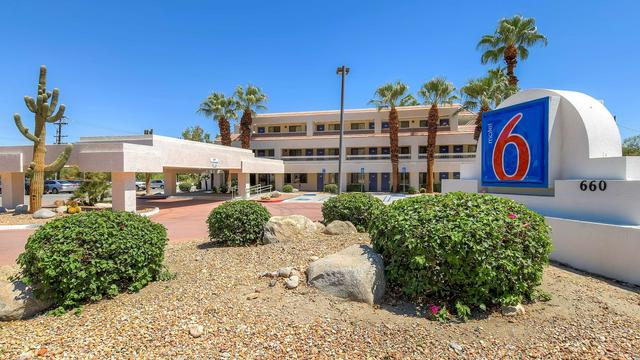 Motel 6 Palm Springs, CA - Downtown hotel detail image 1