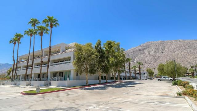 Motel 6 Palm Springs, CA - Downtown hotel detail image 3