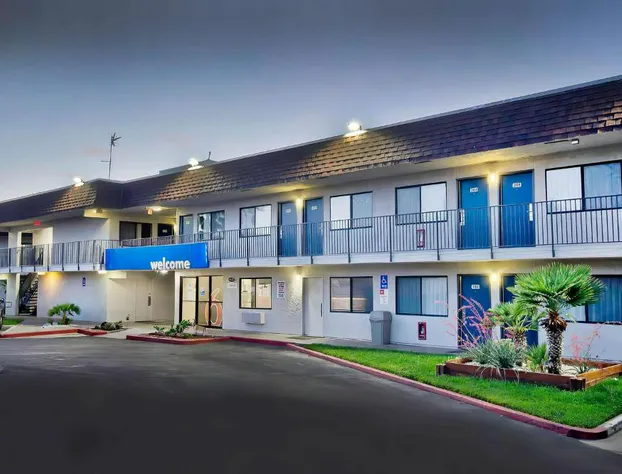 Motel 6 Palmdale, CA hotel detail image 1