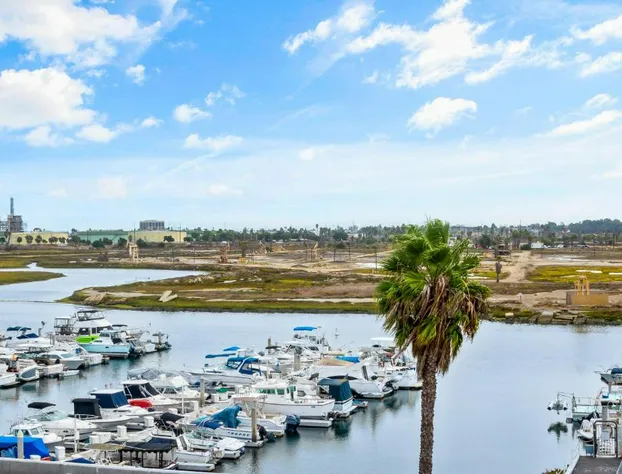 Golden Sails Hotel hotel detail image 4