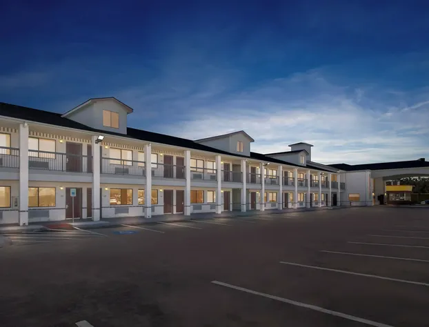 Red Roof Inn Stafford, TX hotel detail image 1