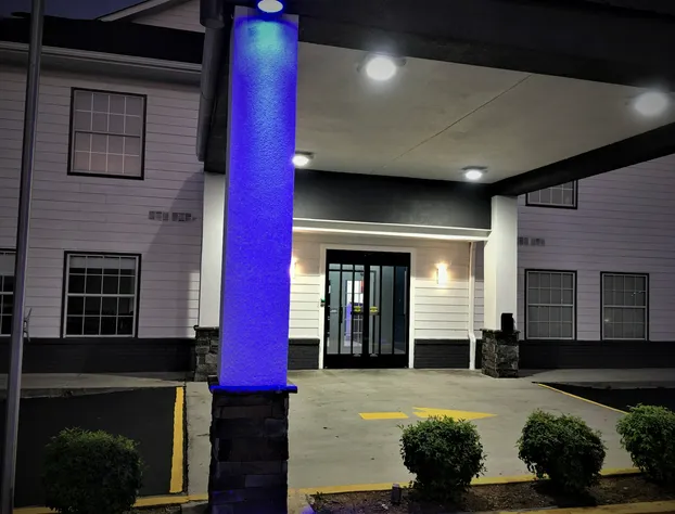 Baymont by Wyndham Adairsville hotel detail image 1