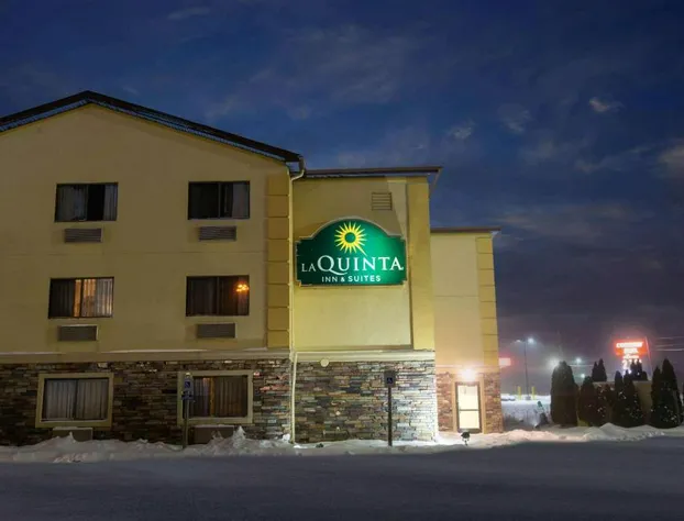 La Quinta Inn & Suites by Wyndham Erie hotel detail image 2