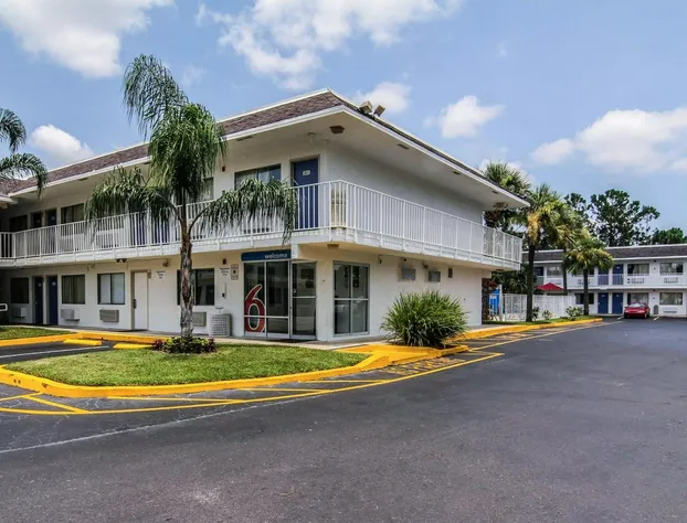Motel 6 Jacksonville, FL - Orange Park hotel detail image 3