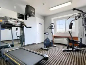 Microtel Inn & Suites by Wyndham Garland/Dallas hotel detail image 3