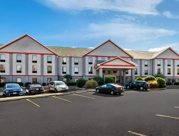 Red Roof Inn PLUS+ & Suites Atlanta Airport South hotel detail image 2