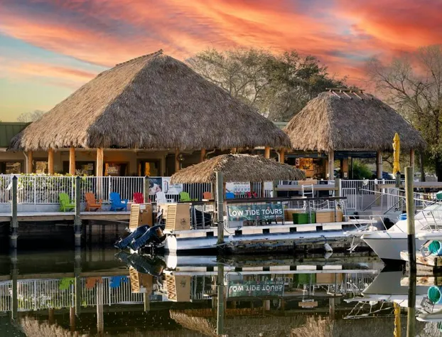 Ramada by Wyndham Sarasota Waterfront hotel detail image 2