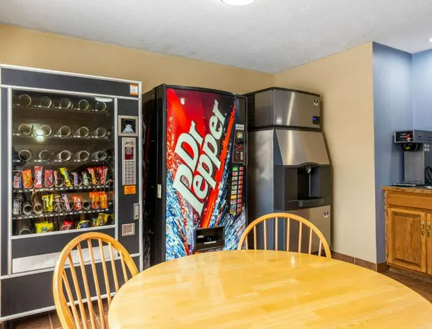 Rodeway Inn Milaca hotel detail image 2