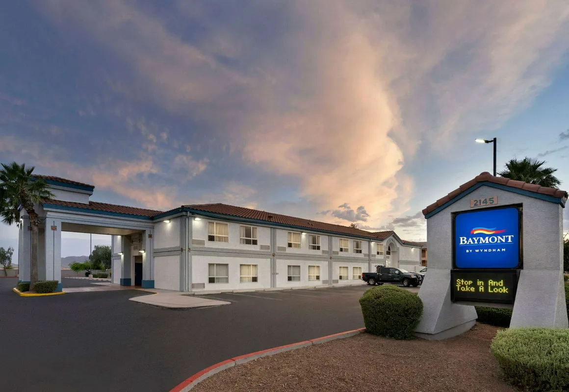 Baymont by Wyndham Casa Grande hotel hero