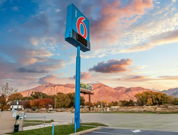 Motel 6 Ogden, UT- Downtown hotel detail image 1