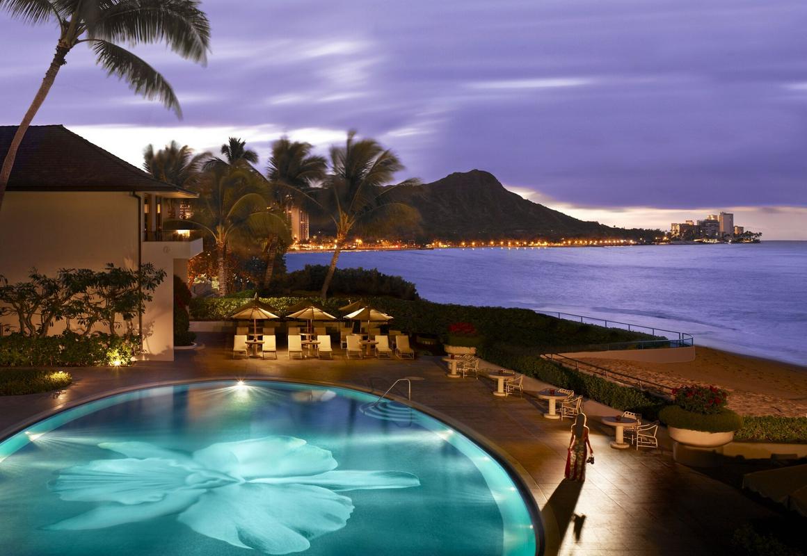 Halekulani hotel hero