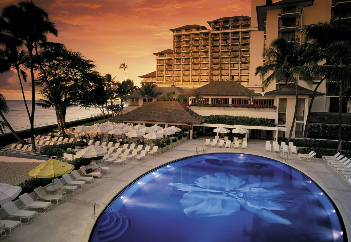 Halekulani hotel hero