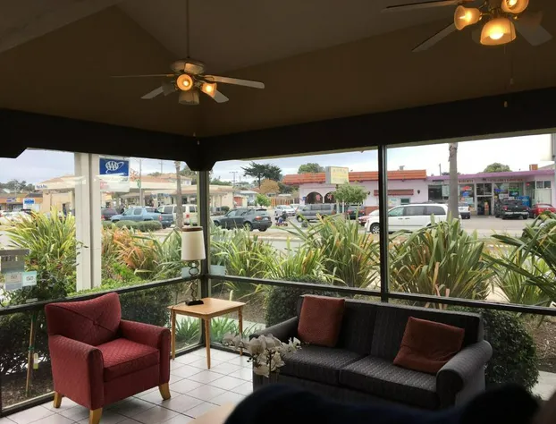 Sand Dollar Inn hotel detail image 1