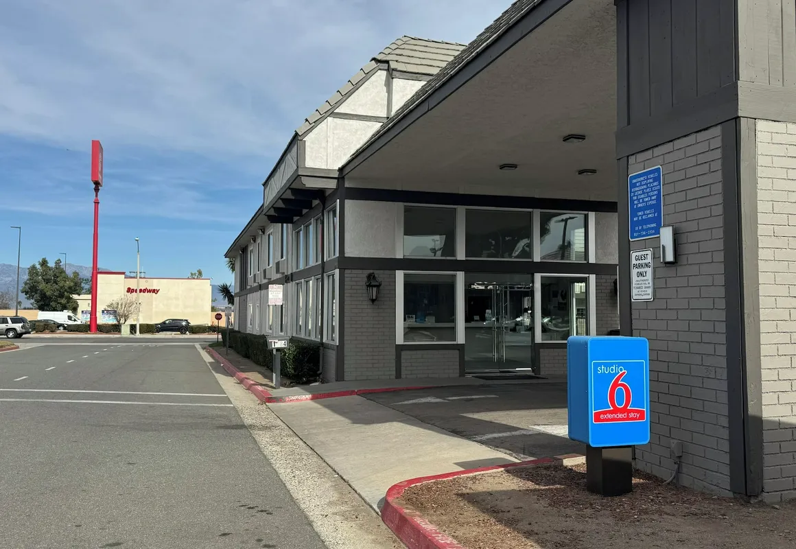 Studio 6 Corona, CA - West hotel hero