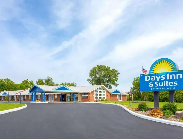 Days Inn by Wyndham Wauseon hotel detail image 1