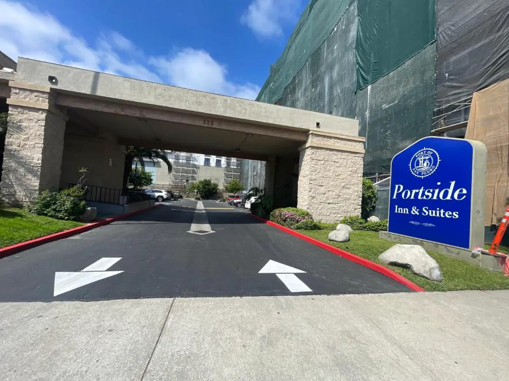 Portside Inn & Suites hotel hero