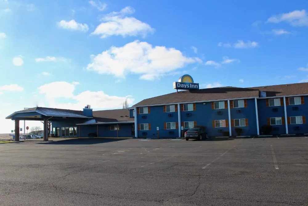 Days Inn by Wyndham Ritzville hotel hero