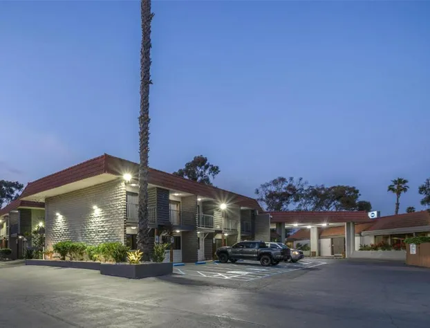 Best Western Oceanside Inn hotel detail image 4