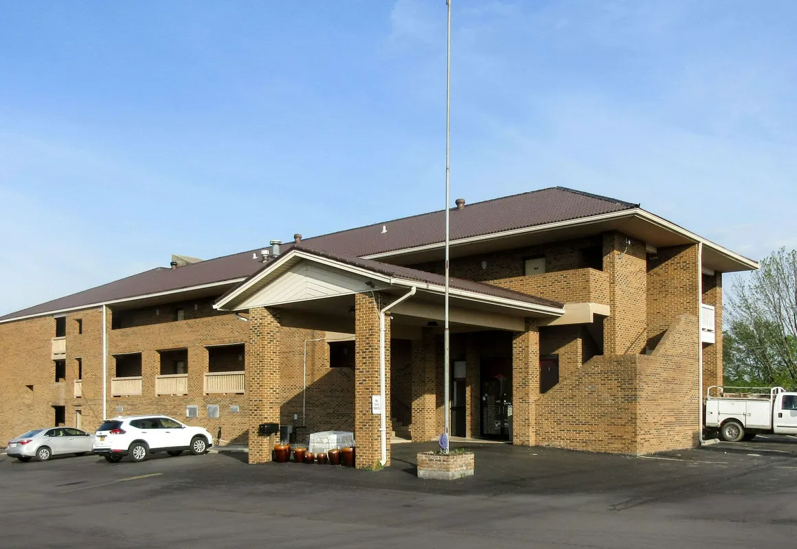 Quality Inn Harrodsburg-Danville hotel hero
