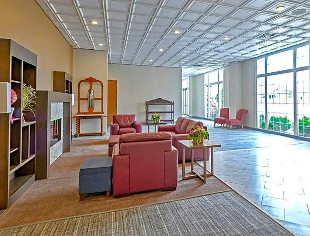 Quality Inn & Suites hotel detail image 1