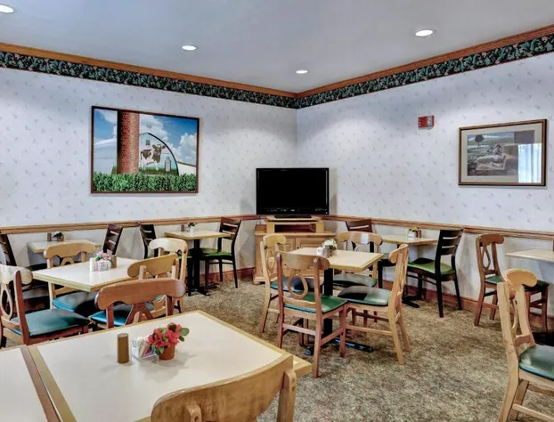 Lancaster Inn and Suites hotel detail image 2