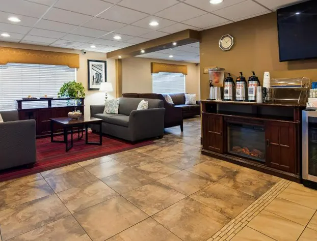 Best Western Inn & Suites hotel detail image 4