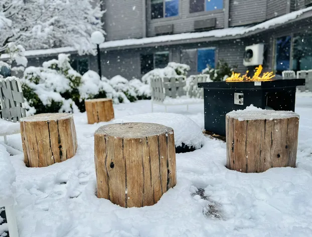 Bluebird Sunapee hotel detail image 1