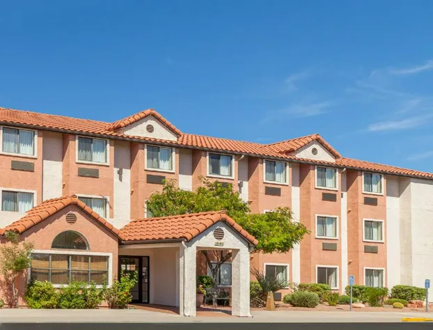 Days Inn by Wyndham Camp Verde Arizona hotel detail image 1