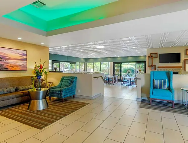 Best Western Plus South Coast Inn hotel detail image 3