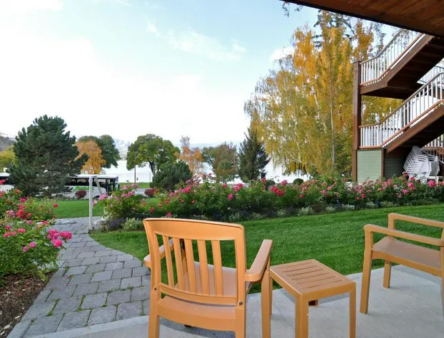 Lakeside Lodge And Suites hotel detail image 2