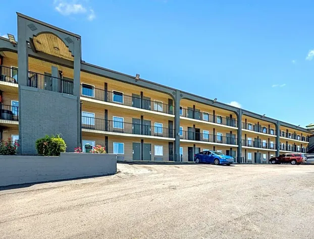 Knights Inn Antioch hotel detail image 1