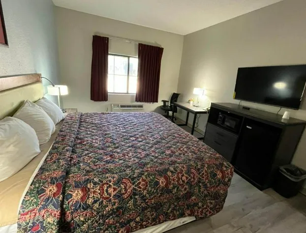 Coratel Inn and Suites by Jasper Wesley Hospital hotel detail image 2