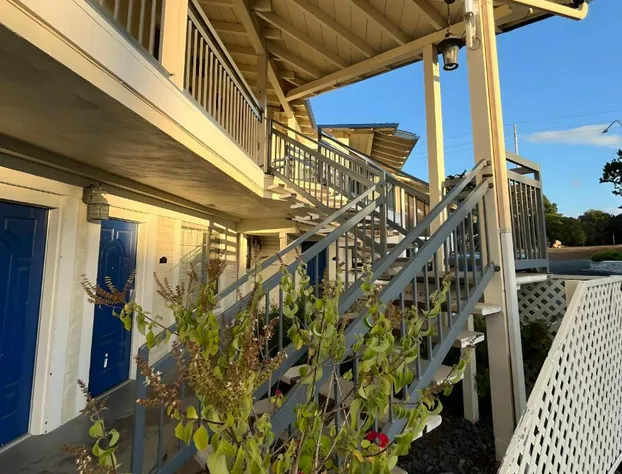 Inn By the Bay Monterey hotel detail image 3